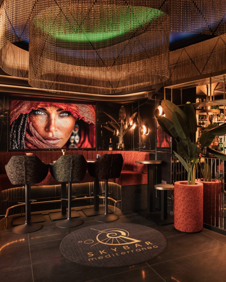 mediterraneo-skybar-esztergom-bar-hangulat
